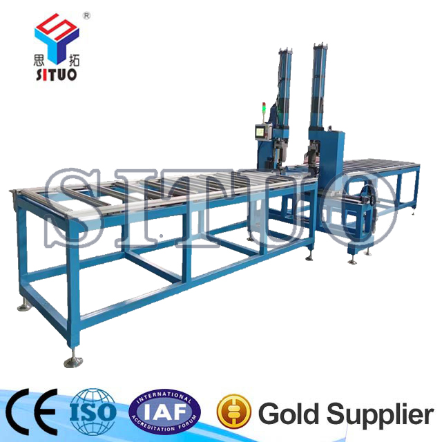 橋架2臺(tái)雙點(diǎn)鉚接機(jī)聯(lián)動(dòng)