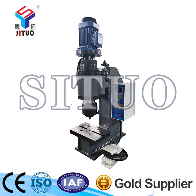 氣動(dòng)徑向旋鉚機(jī)